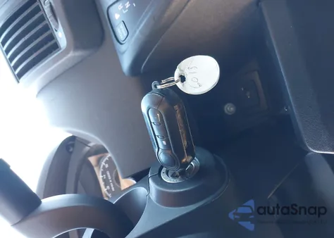 2017 Ram Promaster 1500 Low Roof 136 Wb z USA, uszkodzony, nr VIN 3C6TRVAG4HE516013